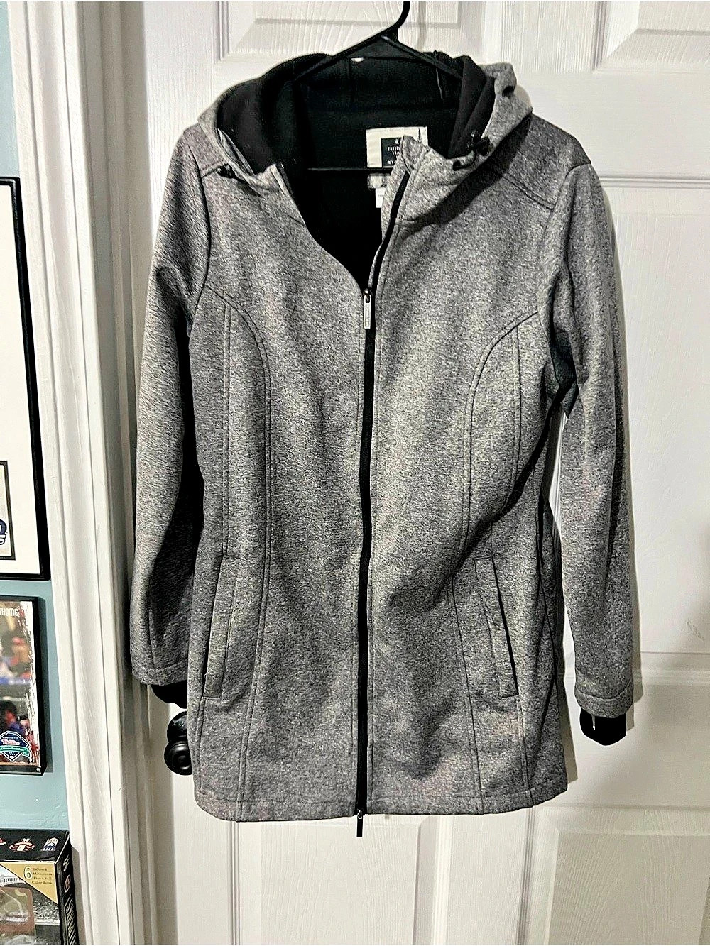 Freedom Trail by kyodan Women's Hooded Gray Jacket Size Medium